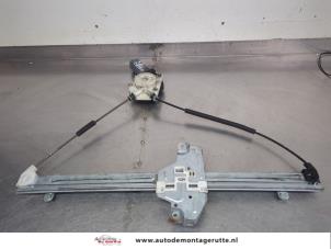 O207541 Gebruikte raammechaniek 2deurs rechts-voor Hyundai H300