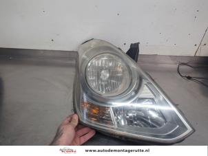 O207545 Gebruikte rechter koplamp Hyundai H300