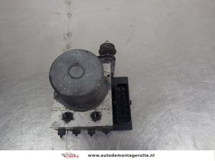 O207579 Gebruikte abs pomp Audi A4