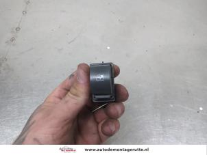 O207550 Gebruikte elektrisch raam schakelaar Fiat Ducato