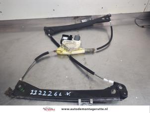 O207564 Gebruikte raammechaniek 2deurs links-voor Volkswagen Eos
