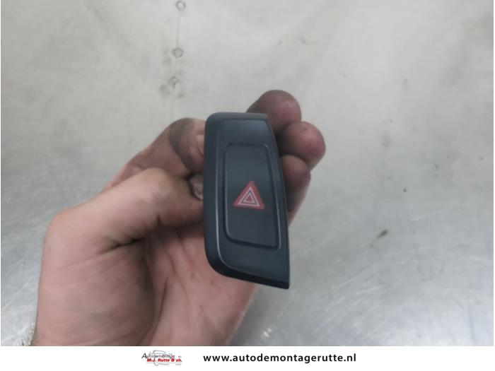 Gebruikte Paniekverlichtings Schakelaar Audi A4 O207589