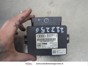O207618 Gebruikte computer handrem Audi A4