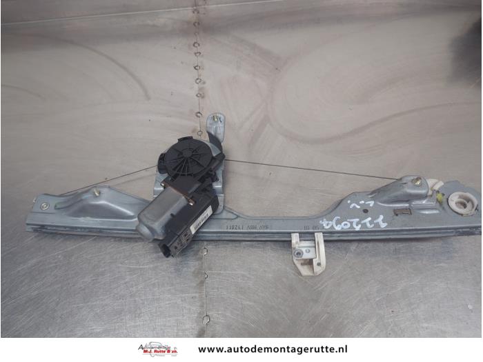 Gebruikte Raammechaniek 4Deurs links-voor Renault Modus O207639