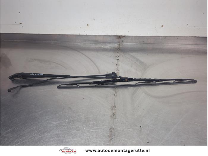 Gebruikte Ruitenwisserarm voor Toyota Aygo O207640