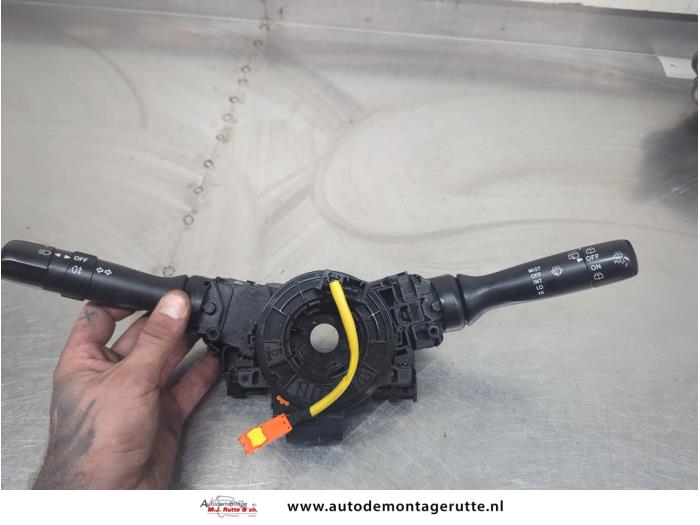Gebruikte Stuurkolomschakelaar Toyota Aygo O207641