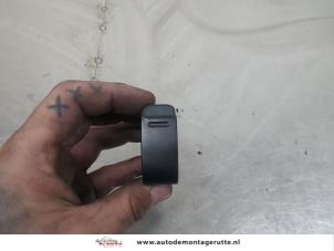O207643 Gebruikte elektrisch raam schakelaar Toyota Aygo