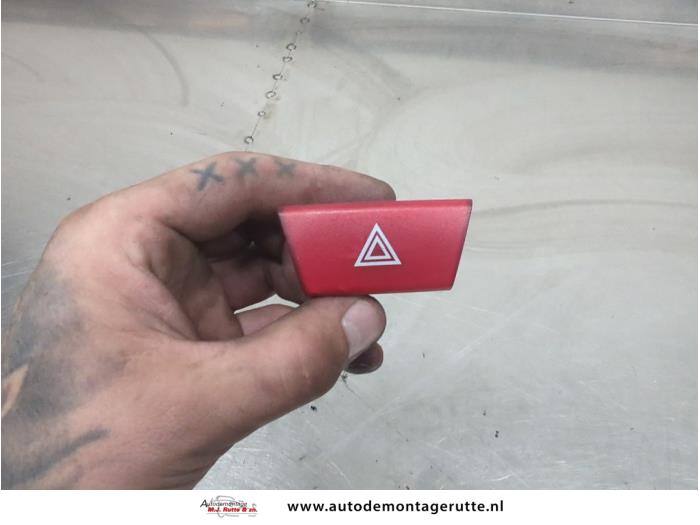 Gebruikte Alarmlicht Schakelaar Toyota Aygo O207644