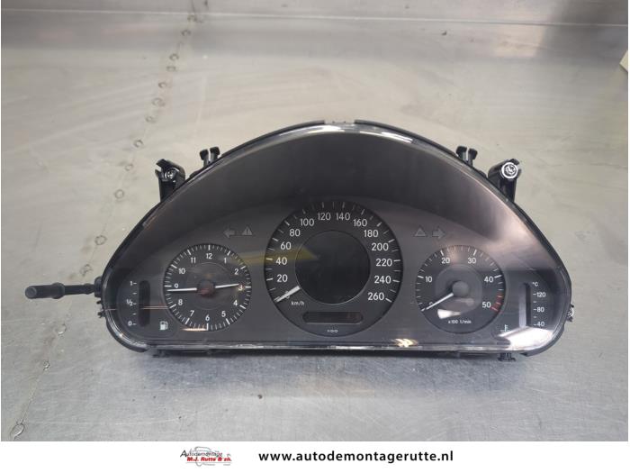 Gebruikte Kilometerteller KM Mercedes E-Klasse O207677