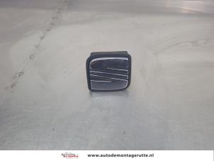 O207681 Gebruikte achterklep handgreep Seat Ibiza