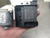 Gebruikte Portierruitmotor Volkswagen Golf Plus O207708
