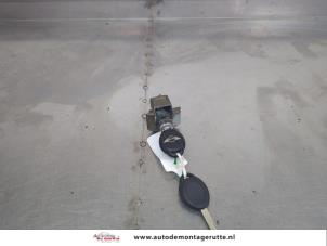 O207710 Gebruikte portierslot cilinder links Mini ONE