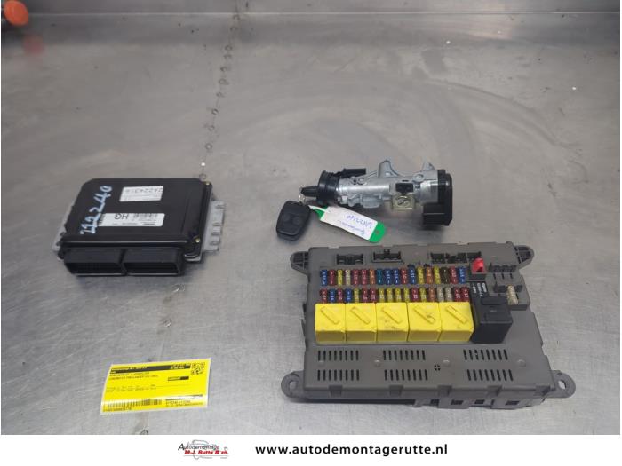 Gebruikte Contactslot + computer Landrover Freelander O207783