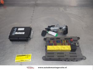 O207783 Gebruikte contactslot + computer Landrover Freelander