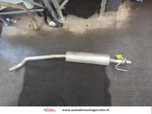 O207823 Gebruikte uitlaat middendemper Opel Corsa