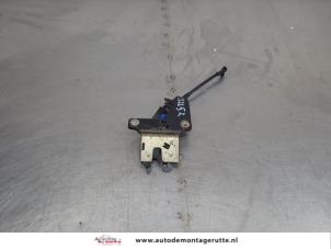 O207840 Gebruikte achterklep slotmechaniek Audi A4