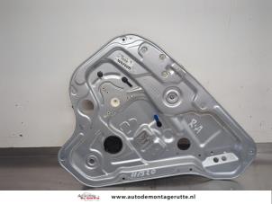 O207883 Gebruikte raammechaniek 4deurs rechts-achter Hyundai I30