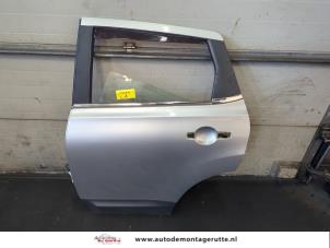 O207918 Gebruikte deur 4deurs links-achter Nissan Qashqai