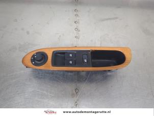 O207928 Gebruikte combischakelaar ramen Renault Clio