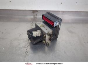 O207938 Gebruikte abs pomp Ford Fiesta