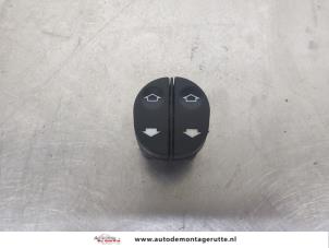 O207937 Gebruikte combischakelaar ramen Ford Fiesta