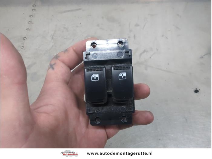 Gebruikte Combischakelaar ramen Hyundai I10 O207967