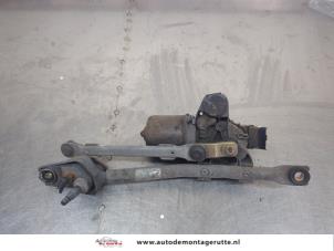 O207997 Gebruikte ruitenwismotor+mechaniek Toyota Aygo