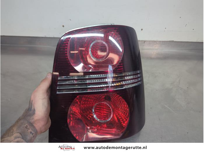 Gebruikte Achterlicht rechts Volkswagen Touran O208032