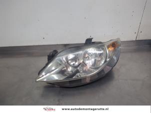 O208035 Gebruikte linker koplamp Seat Ibiza