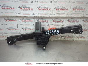 O208044 Gebruikte ruitmechaniek 2deurs links-voor Fiat Punto Grande