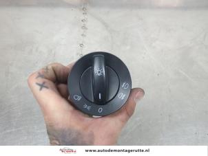 O208046 Gebruikte licht schakelaar Volkswagen Touran