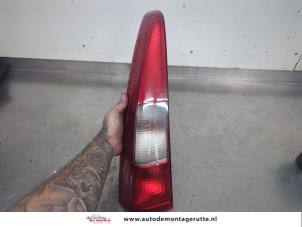 O208088 Gebruikte achterlicht links Volvo V70