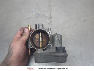 O208119 Gebruikte gasklephuis Saab 9-3