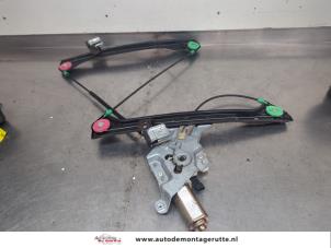 O208124 Gebruikte ruitmechaniek 4deurs links-voor Saab 9-3