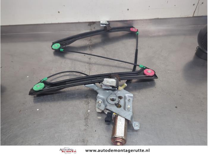 Gebruikte Ruitmechaniek 4Deurs rechts-voor Saab 9-3 O208125