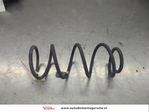 O208148 Gebruikte schroefveer achter Chevrolet Spark