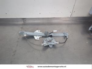 O208194 Gebruikte raammechaniek 4deurs links-achter Hyundai Matrix