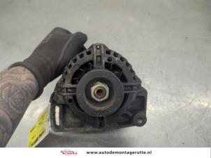 O208210 Gebruikte alternator Renault Twingo