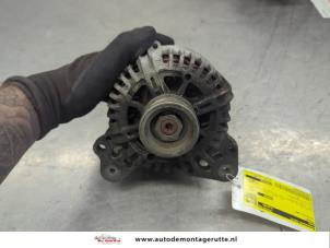 O208215 Gebruikte dynamo Volkswagen Golf