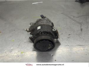 O208230 Gebruikte pomp airco Volkswagen Golf