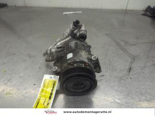 O208231 Gebruikte aircopomp Volkswagen Golf