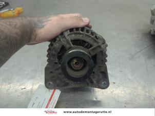 O208236 Gebruikte alternator Renault Clio