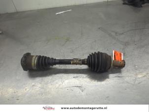 O208253 Gebruikte cardanas links-voor (vwa) Seat Ibiza