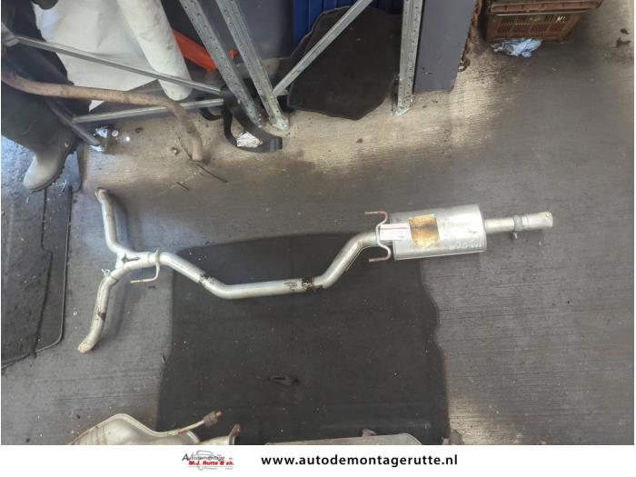 Gebruikte Uitlaat Middendemper Opel Vectra O208260