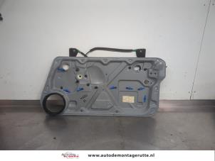 O208265 Gebruikte ruitmechaniek 2deurs rechts-voor Volkswagen Beetle