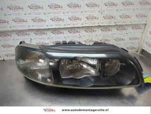 O208276 Gebruikte koplamp rechts Volvo V70