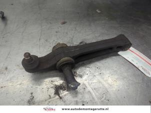 O208285 Gebruikte triangel rechts-voor Opel Agila