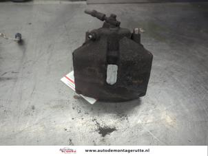 O208302 Gebruikte remklauw (tang) rechts-voor Volkswagen Golf