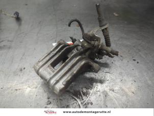 O208298 Gebruikte remklauw (tang) links-achter Audi A3