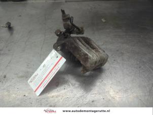 O208304 Gebruikte remklauw (tang) links-achter Volkswagen Golf
